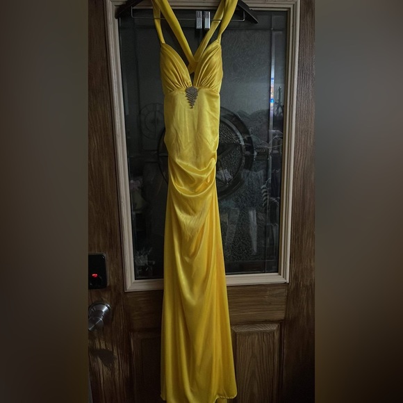 Prom/casual dresses - Picture 2 of 15